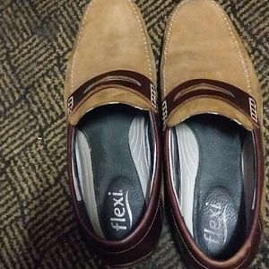 Mens size 10 shoe